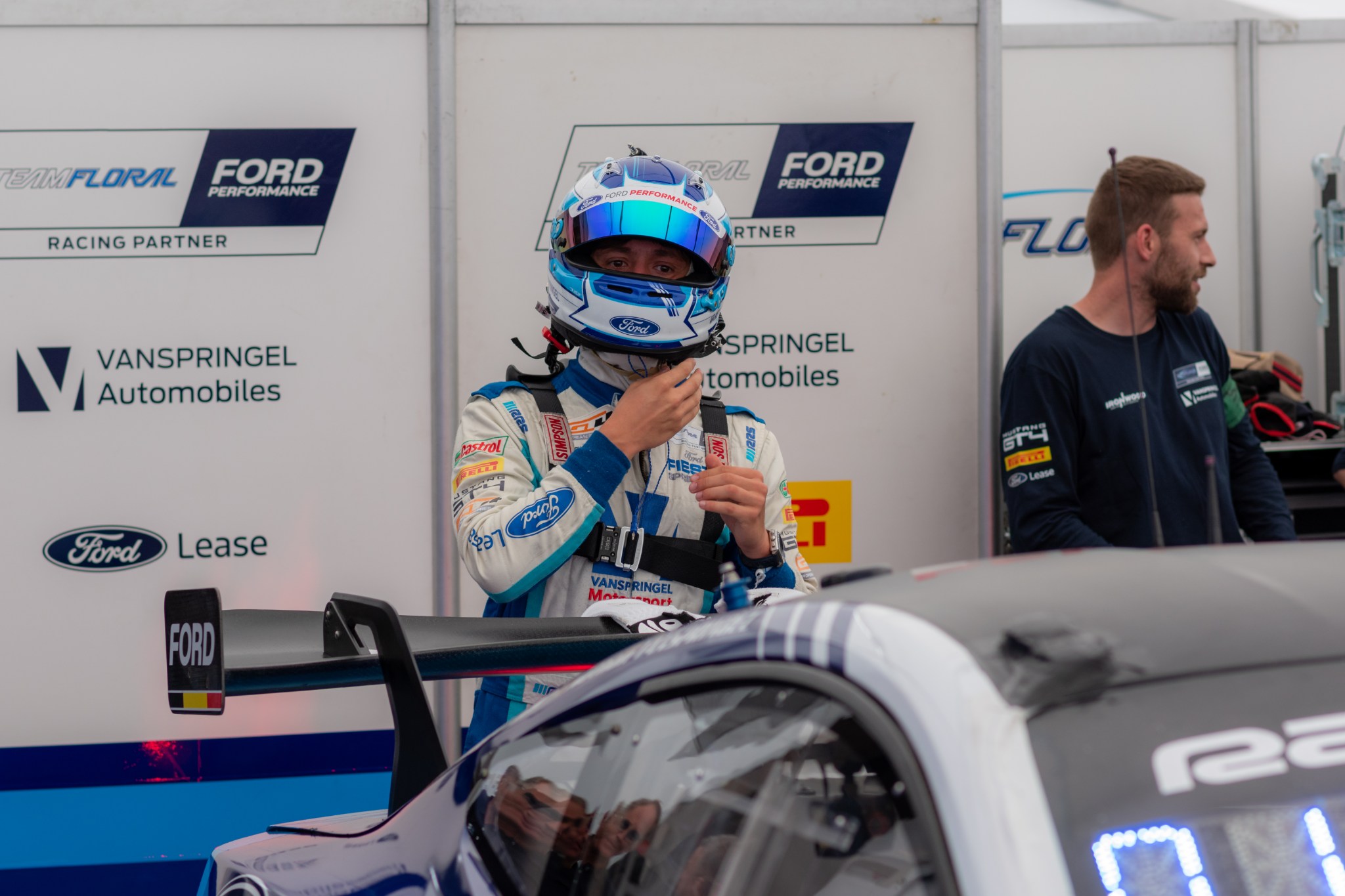 603-602-r916-monza-race-day-2-8-17339263709638.jpg