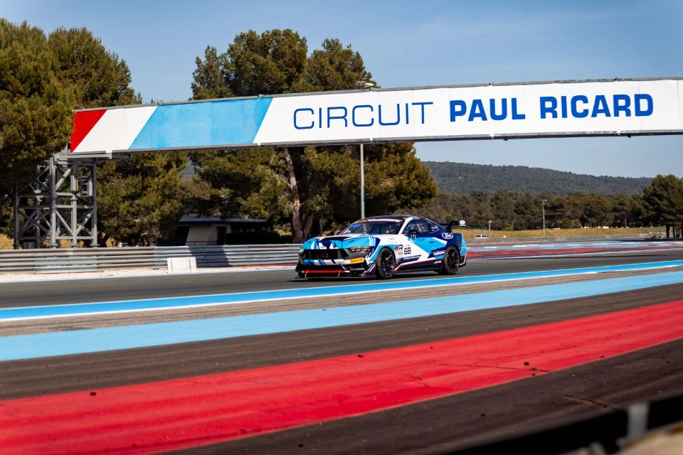 Rising talents Sam Paley and Michiel Haverans show maturity in challenging opening round of the GT4 European Series