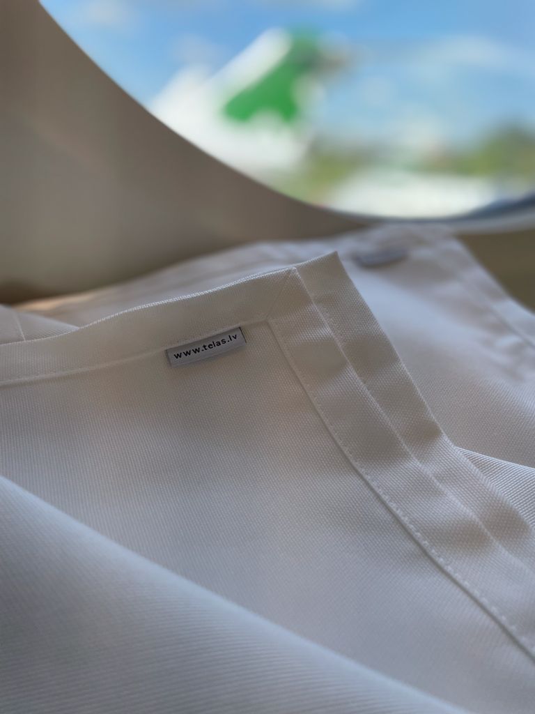 Baltas auduma salvetes restorāniem Baltas auduma salvetes restorāniem