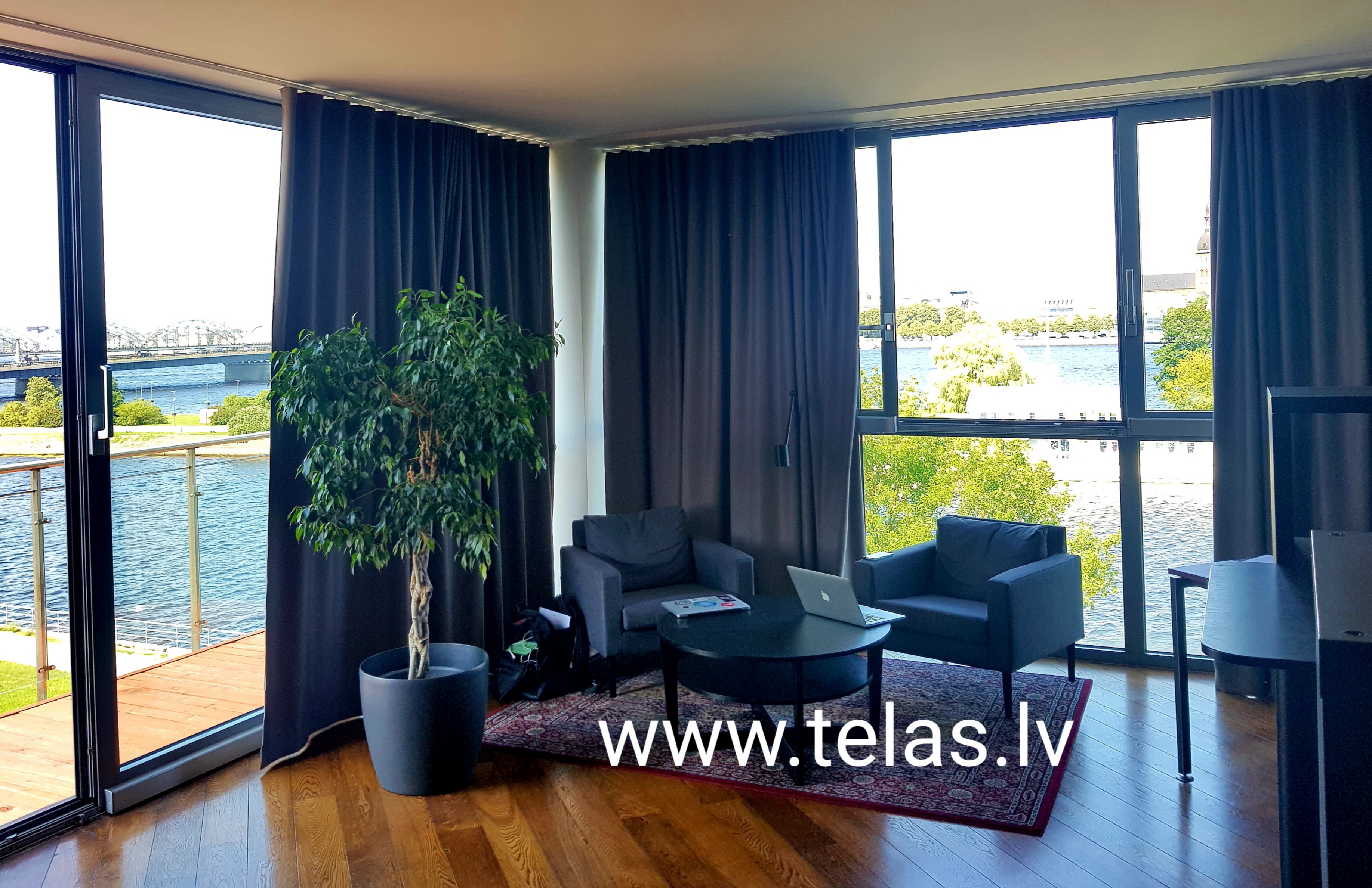 Aizkari birojam Aizkari birojam