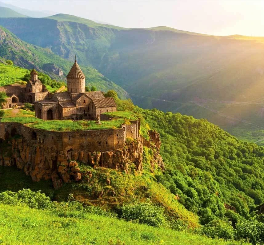 00858797616-tatev-monastery.jpg