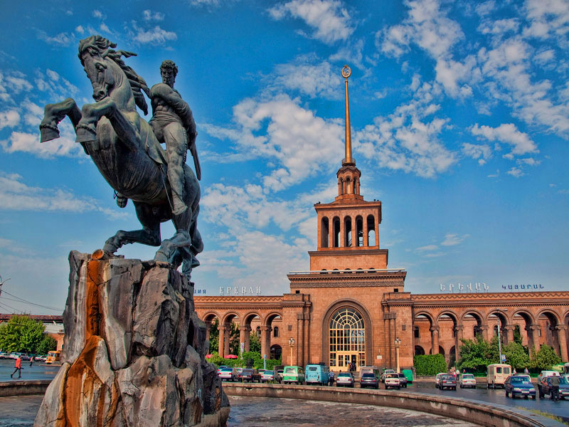 157-interesting-monuments-in-yerevan.jpg