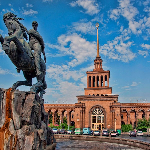 9706006001144-interesting-monuments-in-yerevan.jpg