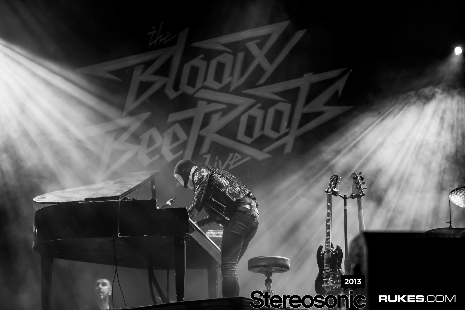 381-bloody-beetroots.jpg