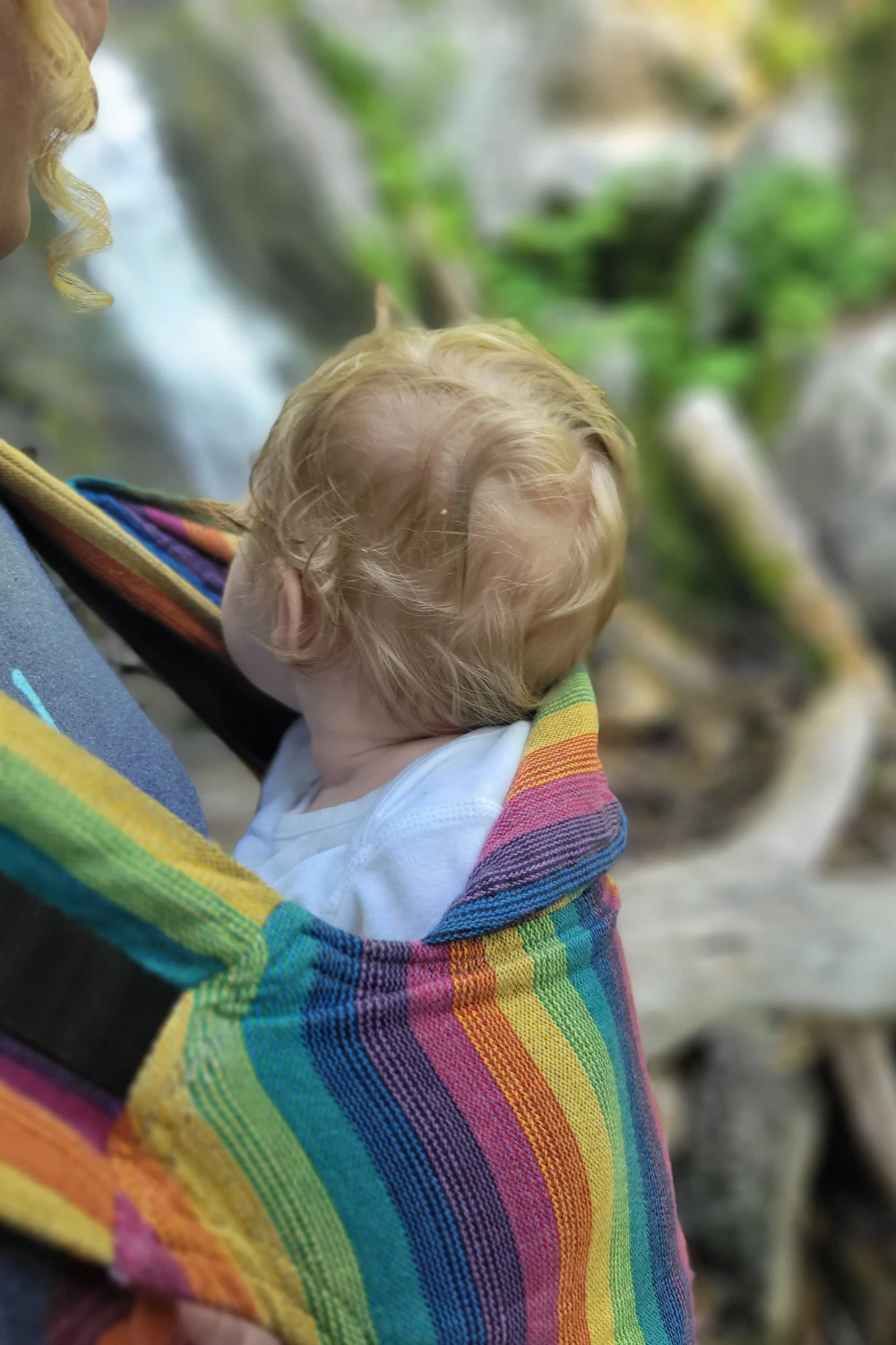 tips to help your little one like babywearing