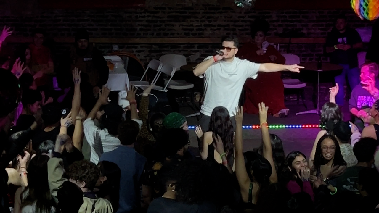 427-ajoshd-live-performance-reel-2025-thumbnail-17541756370254.png