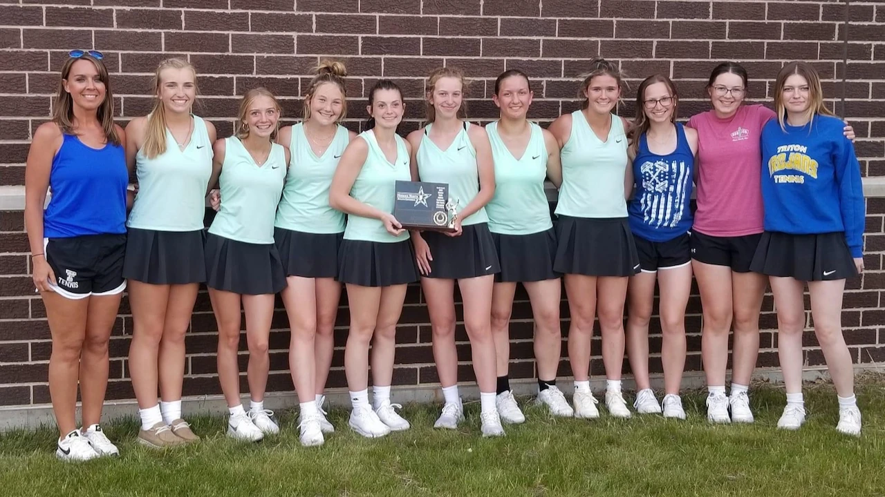Girls Tennis Clinches Triton's First HNAC Trophy of 2023
