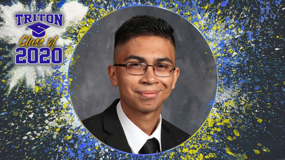 Senior Spotlight: Bryan Ulloa