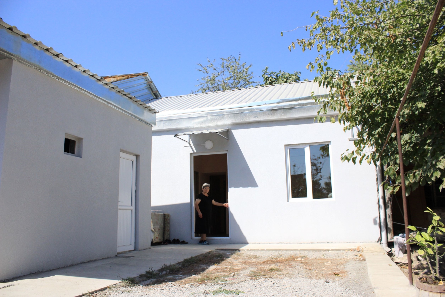 Wounded Artsakh Vet’s Home Rebuilt Following Successful Crowdfunding Campaign 
