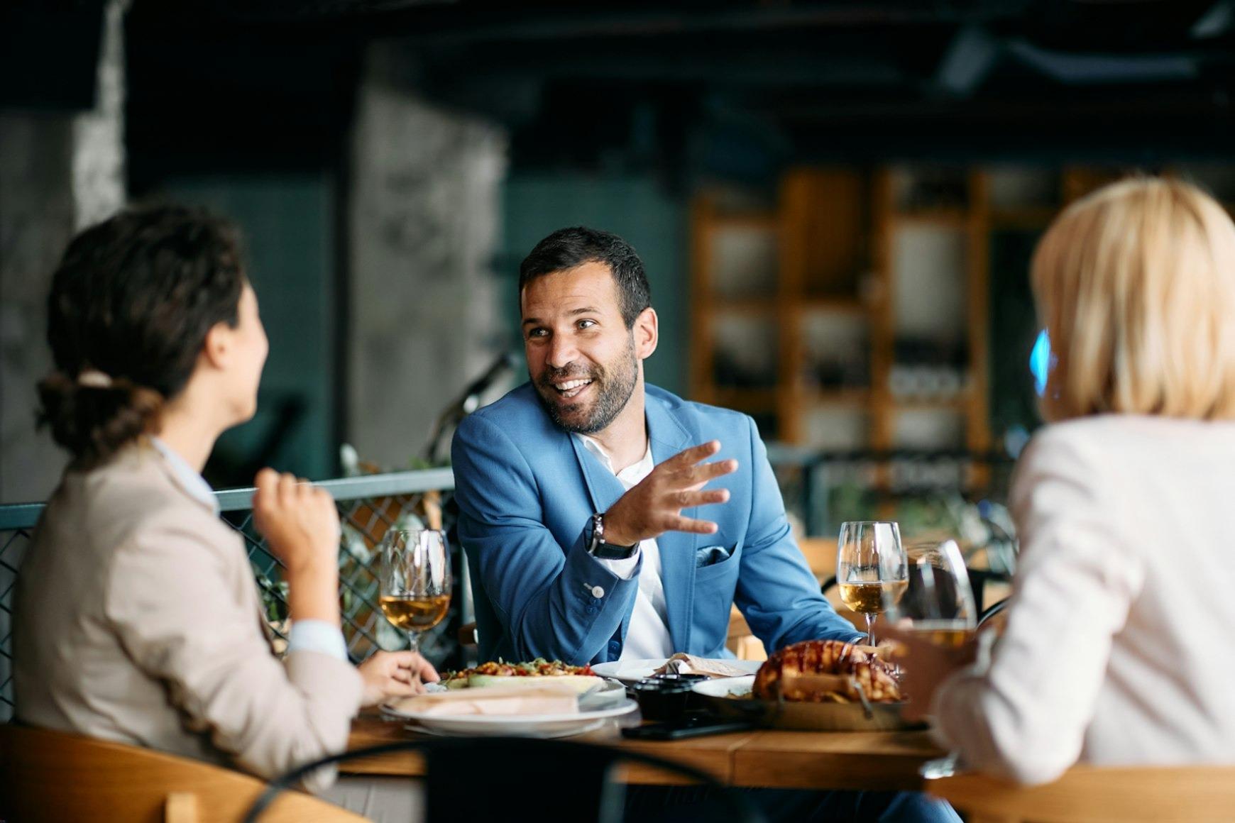 VANTR | Vervoer naar restaurants met chauffeur