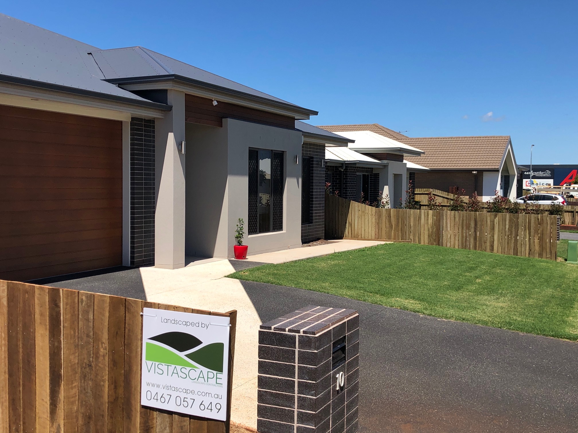 Vistascape - New Home Landscaping 110-img2588.jpg