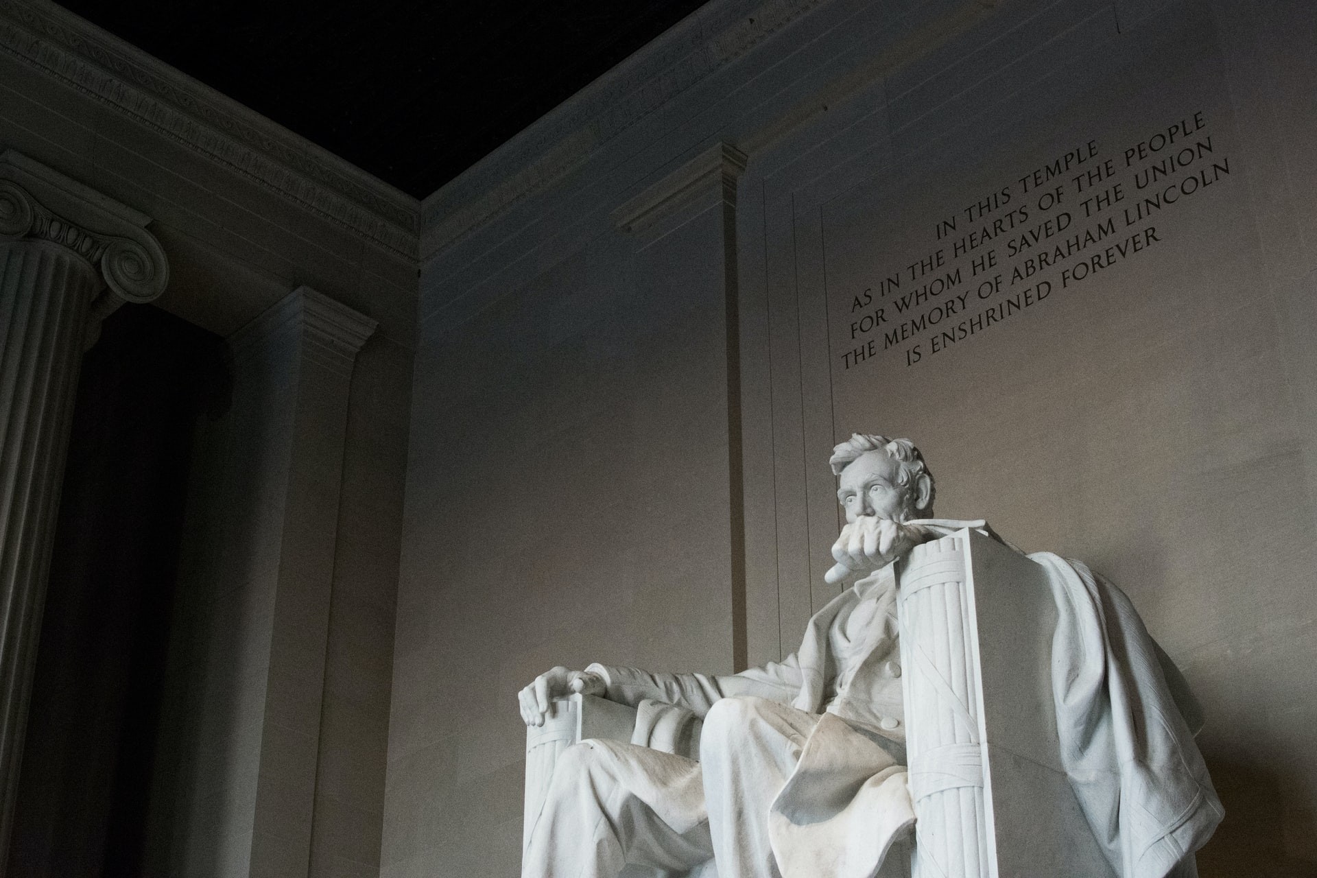 Lincoln Memorial 114-bi-v5w9krqo.jpg