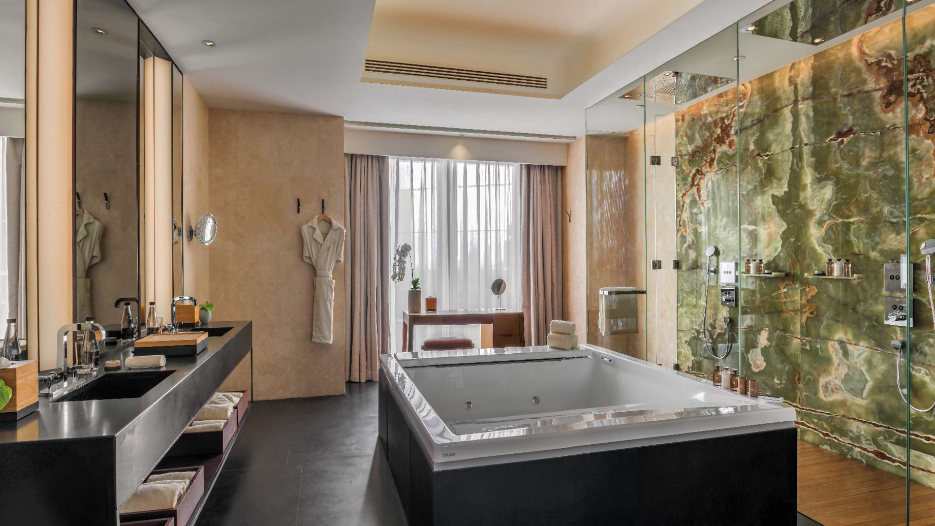 676-046-bvlgari-luxury-hotel-beijing-beijing-china-bulgari-suite-bathroom-1634760500641.jpeg