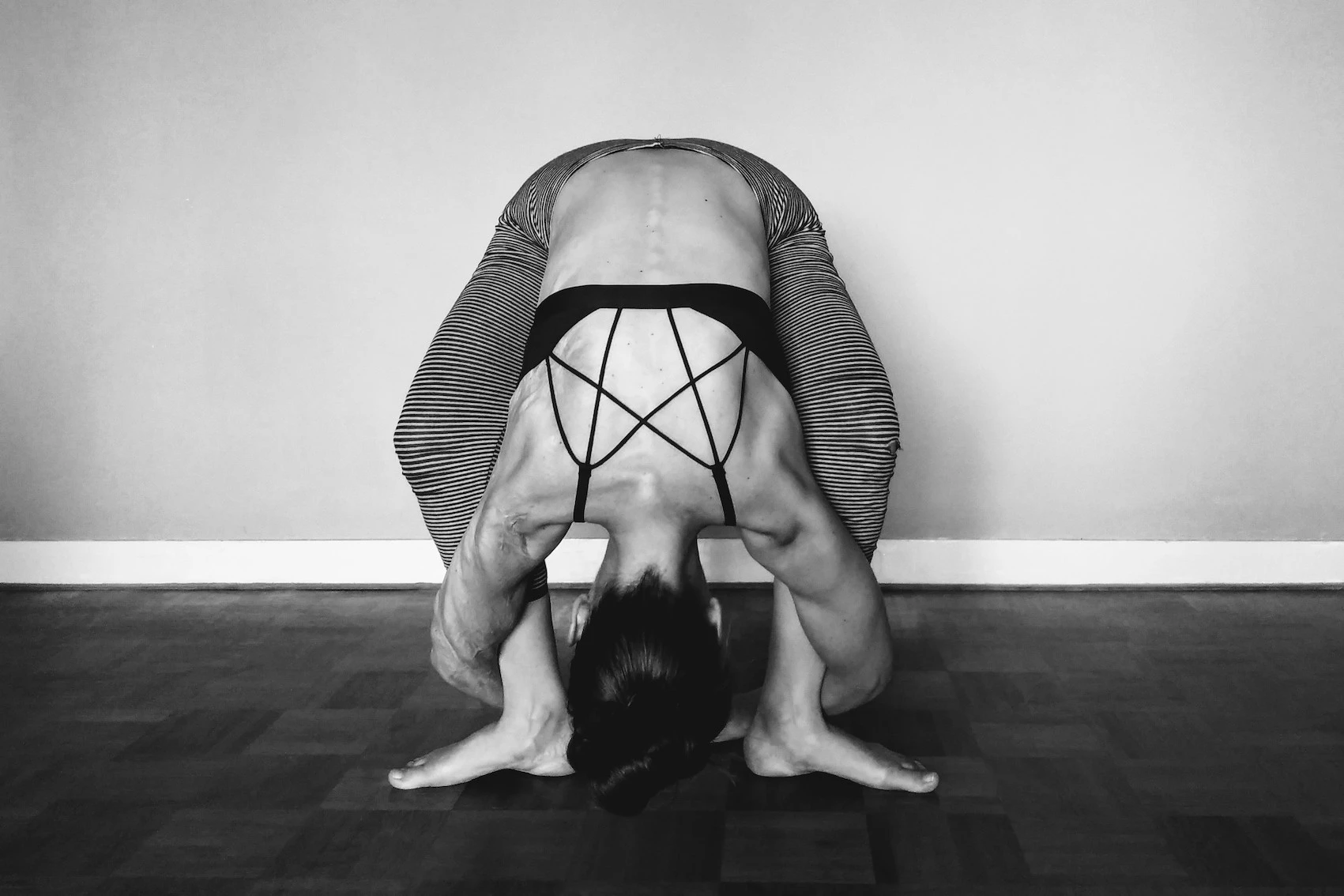 670-titibhasana-bw-crop--s-17237337498445.jpeg